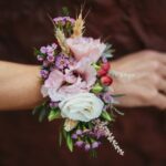 Kwiatowa Elegancja w Detalu – Korsarze Kwiatowe dla Panów i Pań
